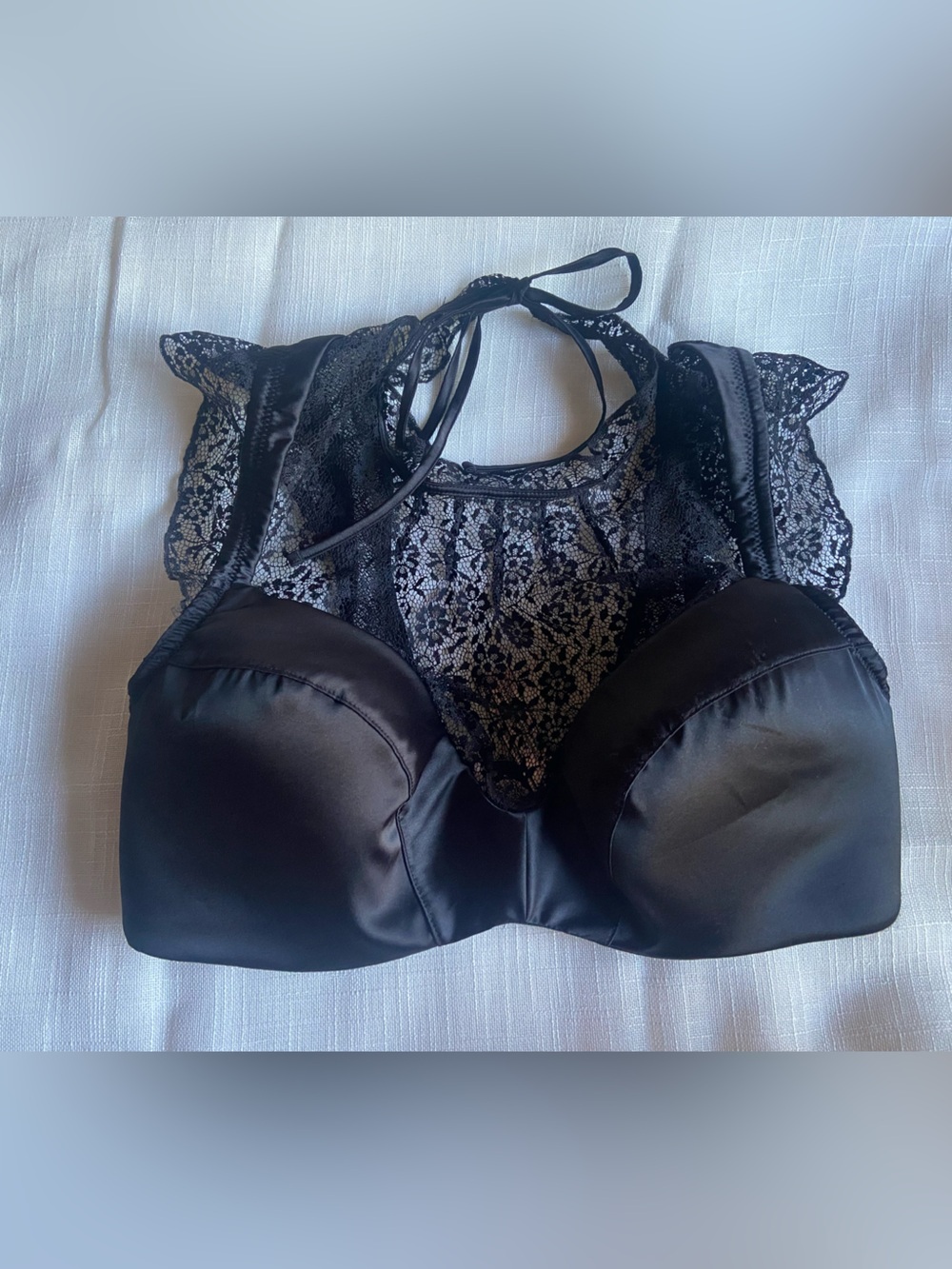 Victorias Secret 36DD Lined Plunge Bra Black Floral Lace High Neck Top Festival